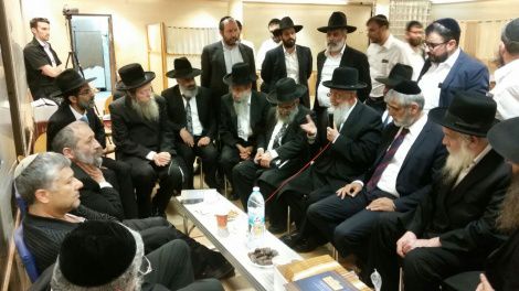 בלי פוליטיקה: אלי ישי הגיע לנחם את אריה דרעי