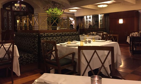 לה רג'אנס: מלאכת מחשבת של קולינריה עילית