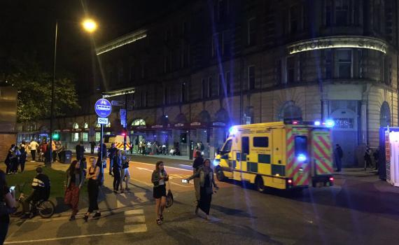 בריטניה מזועזעת: התגובות לפיגוע הקטלני במנצ'סטר