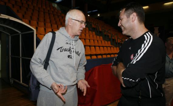 בא לעזור • הזוי: זה השכר של אריק שיבק