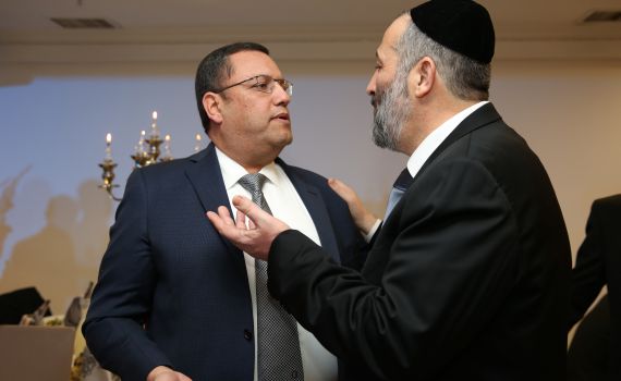 הותר לפרסום: משה ליאון הוא הנחקר בפרשת דרעי