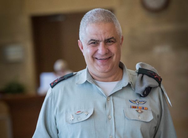 "מתאמץ להעמיק את הקרע עם הציונות הדתית"