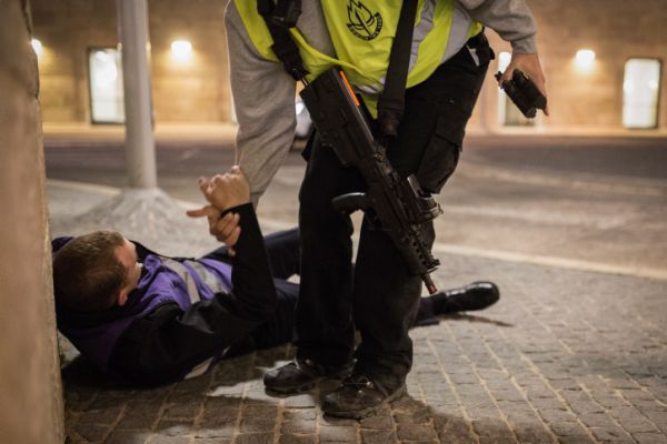 ערבי ניסה לחטוף נשק מאיש משמר הכנסת