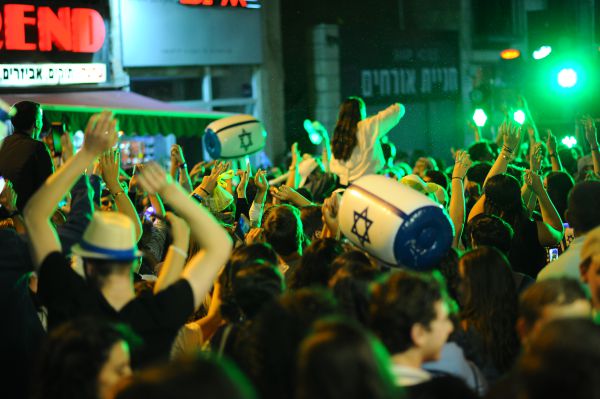 חגיגות 'יום ירושלים', לא לדתיים בלבד