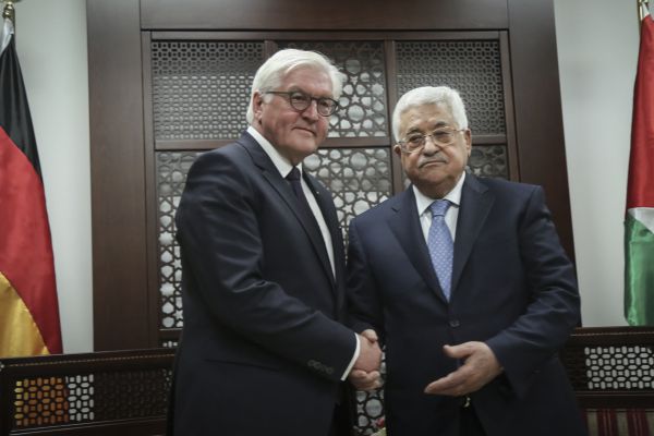 שלא יונף הדגל הטמא של גרמניה בירושלים