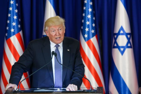 טראמפ בבית לחם: "המחבלים הם לוזרים"