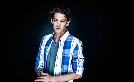 הולך על מים: מוקי בסינגל חדש ומפתיע