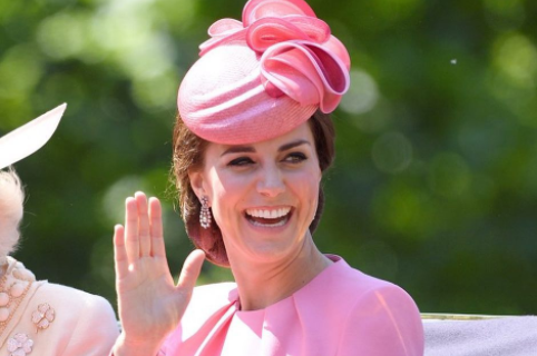 חוגגת בוורוד: קייט מידלטון מפתיעה את הממלכה