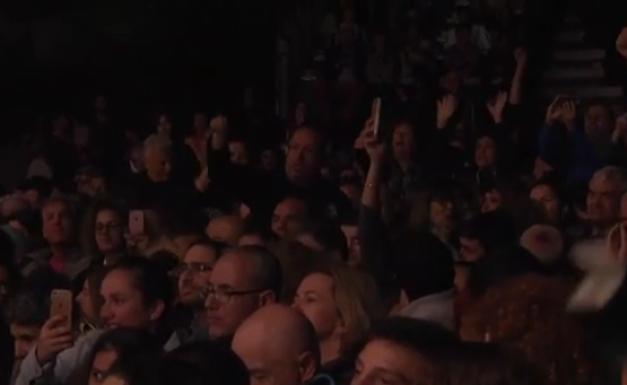 צפו:הקהל משתולל ולא נותן למירי רגב להשחיל מילה