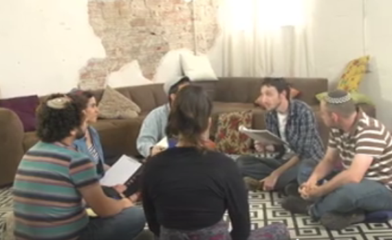 צפו: סרטון חדש של אנדרדוס למרכז האקדמי לב