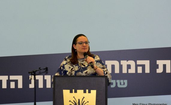 אנחנו יכולים ללמוד הרבה מתגובתה של סיון רהב מאיר