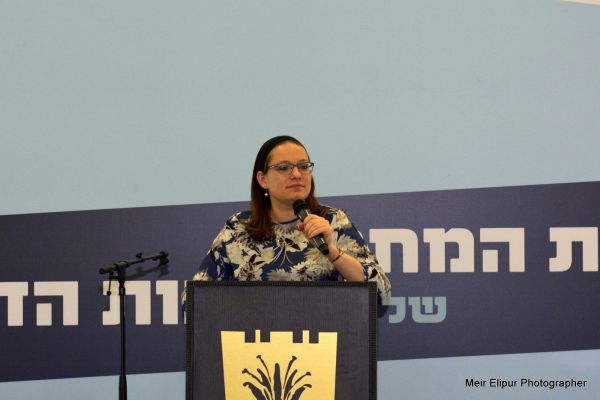 אנחנו יכולים ללמוד הרבה מתגובתה של סיון רהב מאיר