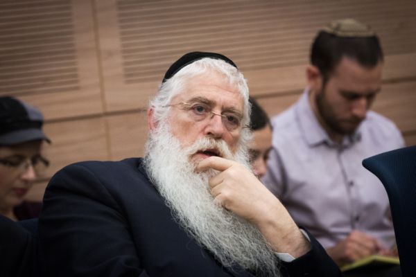 עובד כנסת חלה באומיקרון, עשרות נכנסו לבידוד