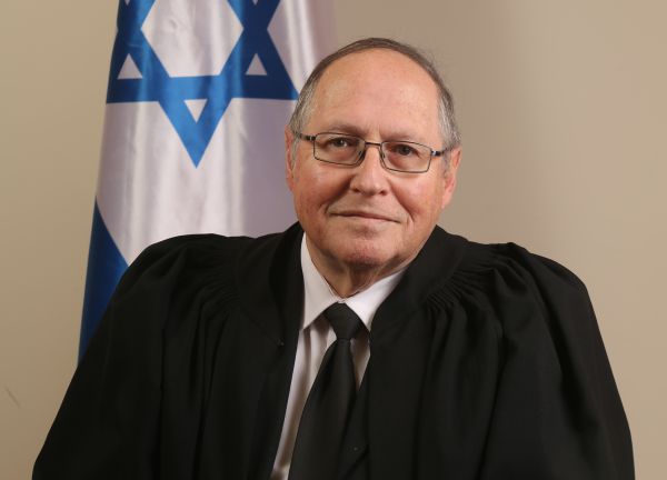 צפו: טקס הפרישה של השופט אליקים רובינשטיין