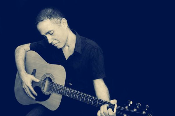 צפו: השיר המפתיע שכתב כוכב אקס פקטור הצעיר