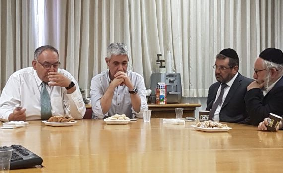 מנכ״ל הדסה זוכה לגיבוי מלא של נציגי הרפואה החרדיים
