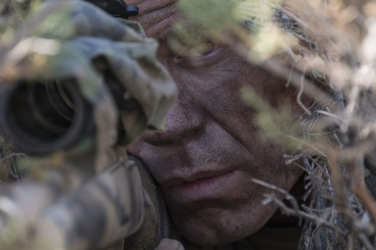 ביקורת סרטים: הצלף • מותחן מלחמתי מפתיע