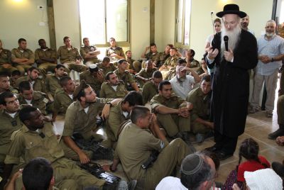 פגישה נדירה: מי הרבנים שנפגשו עם גורמים בשב"כ?