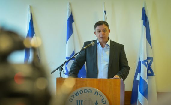 "מנסים לעשות לי את מה שעשו לדוד לוי"