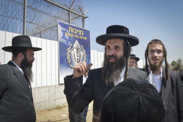 הנשיא ריבלין חנן את קמב"ץ העדה החרדית יואל קרויס