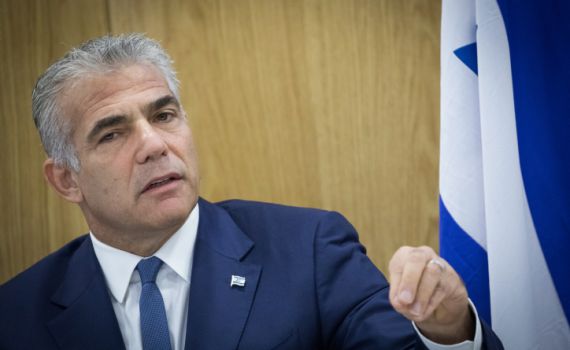 לפיד מגלה: הרגע בו הבנתי שצריך להחליף את ביבי