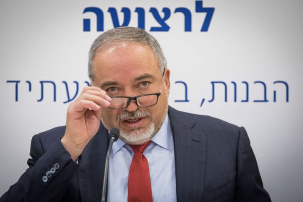 התנהלות הבית היהודי- כמו של מפלגת התחייה ב-92'