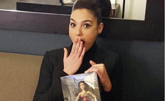 גל גדות הגיבה לבקשה של מעריצה בת 7 וחוללה סערה