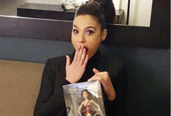 גל גדות הגיבה לבקשה של מעריצה בת 7 וחוללה סערה