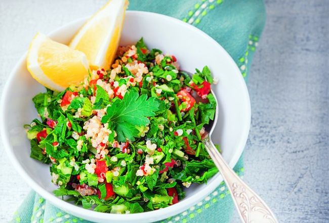 מצאנו את הסלט הכי מרענן לפתיחת שבוע