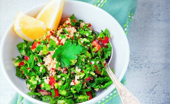 מצאנו את הסלט הכי מרענן לפתיחת שבוע