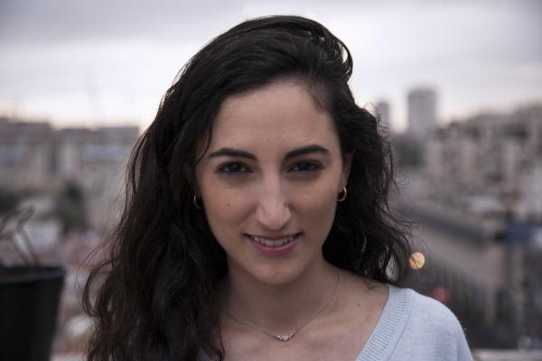 ענת מלמוד מופיעה ב'גולה'