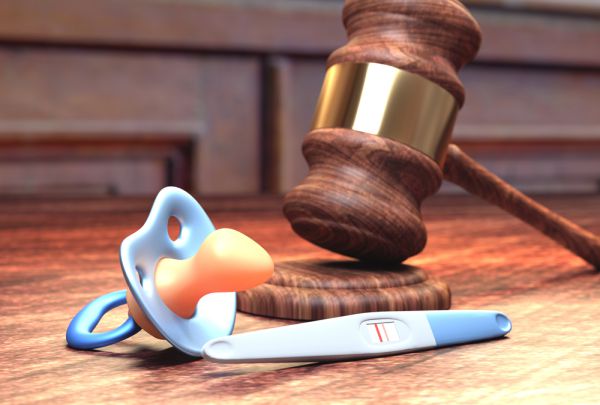 בהיריון? ילדת? מזל- טוב. אך מה עם זכויותיך המשפטיות?