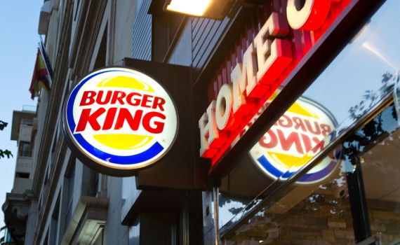 משעשע: 'ברגר קינג' מסתבכת עם מלך בלגיה