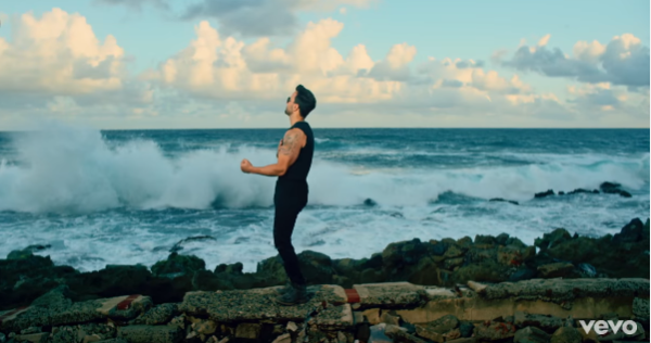 בגלל המילים: הלהיט הכי מושמע נאסר לשמיעה