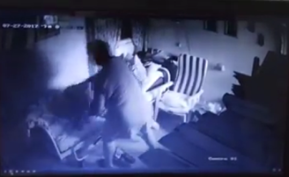 קשה לצפיה • צפו: חשד להתעללות בניצולת שואה