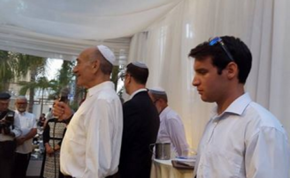 מרגש: הנדר של אולמרט שקויים במלואו