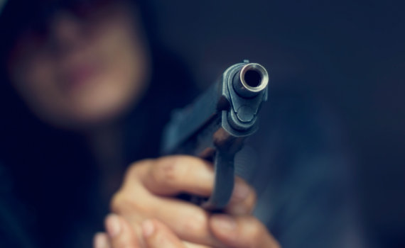 בן שנתיים נפצע מירי בפלג גופו התחתון