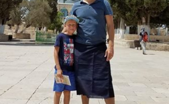 תיעוד: ינון מגל התחפש והסתובב חופשי בהר הבית