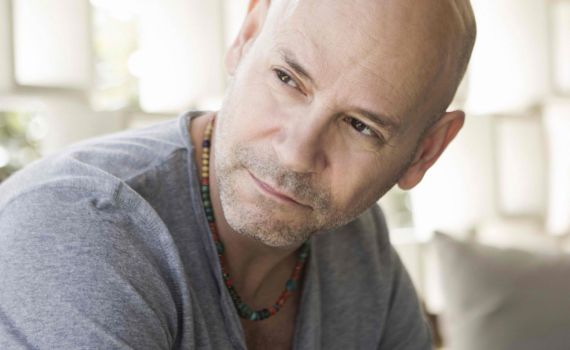 מתנות קטנות 2? רמי קלינשטיין בסינגל חדש