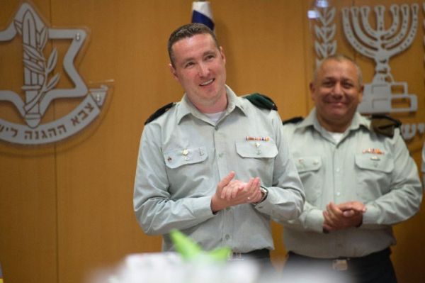 שערוריה: דובר צה"ל מתדרך נגד חבר כנסת