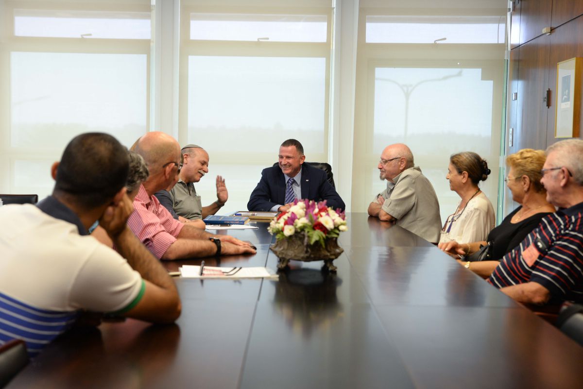 "אני לא יכול לדבר אבל מה שאני רוצה בכנסת זה מודעות לאפזיה"