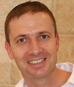 ברנז'ה: חילופי תפקידים בנאמני תורה ועבודה