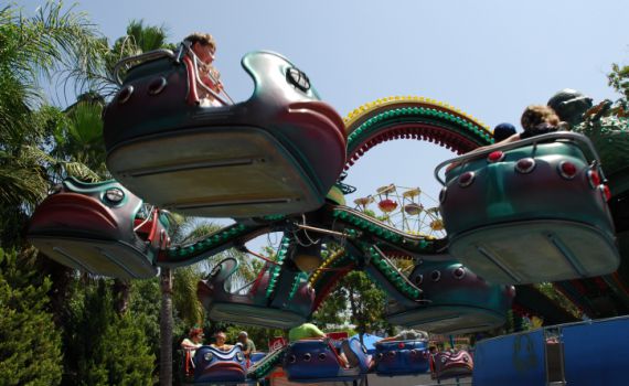 מהפכה • משנה הבאה: לימודים גם באסרו חג?