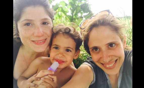 היועצת של בנט נחשפת: 'יש לי בת זוג ושני ילדים'