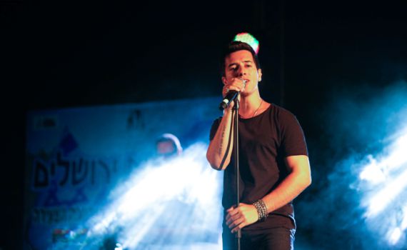 סקעת זועם: "אל תתגייסו לצבא ואל תשלמו מיסים"