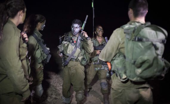 מפקד הגדוד המעורב הושעה בגלל רומן עם חיילת