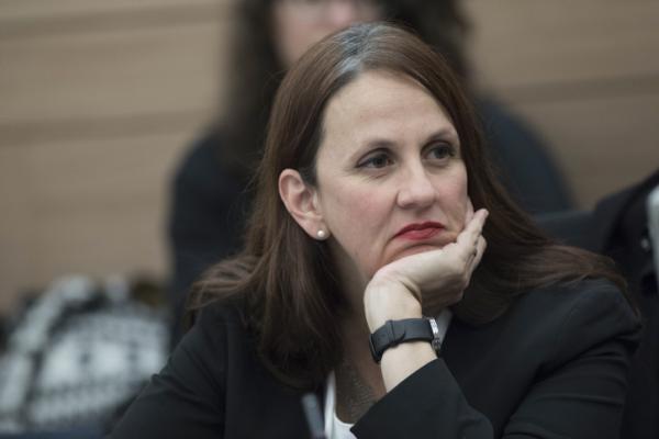 "דינה זילבר לא ראויה להיות במערכת המשפט"