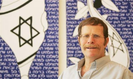 אברהם ליפשיץ: שתי גישות שונות לדרך