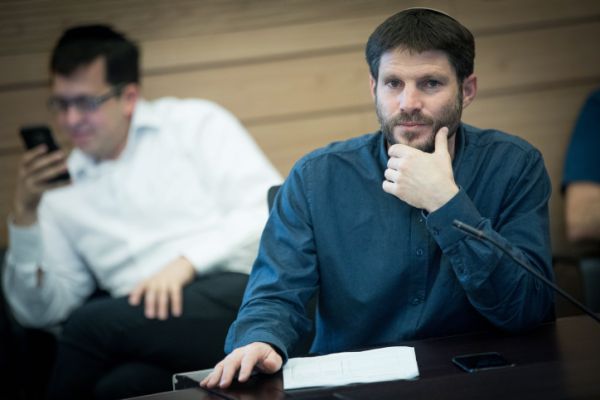 סמוטריץ': הרגע בו הבנתי שגואטה צריך להתפטר