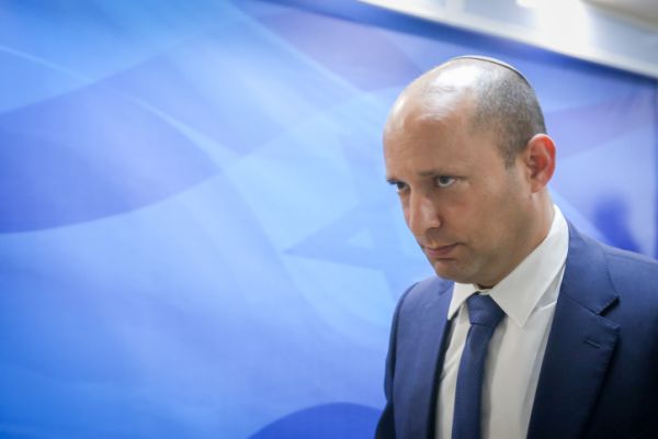 התגובה המוחצת של נפתלי בנט ל"חוק הפולני"